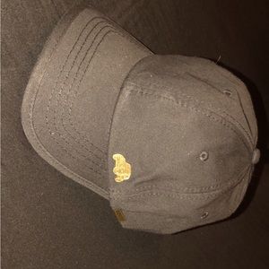 JEEP SPIRIT HAT, idk it looks cool. It’s well made and old as shit,